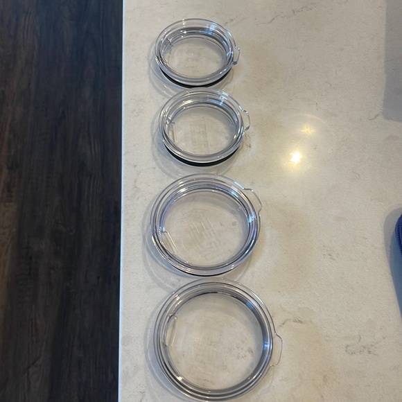 Yeti lids - Picture 1 of 3